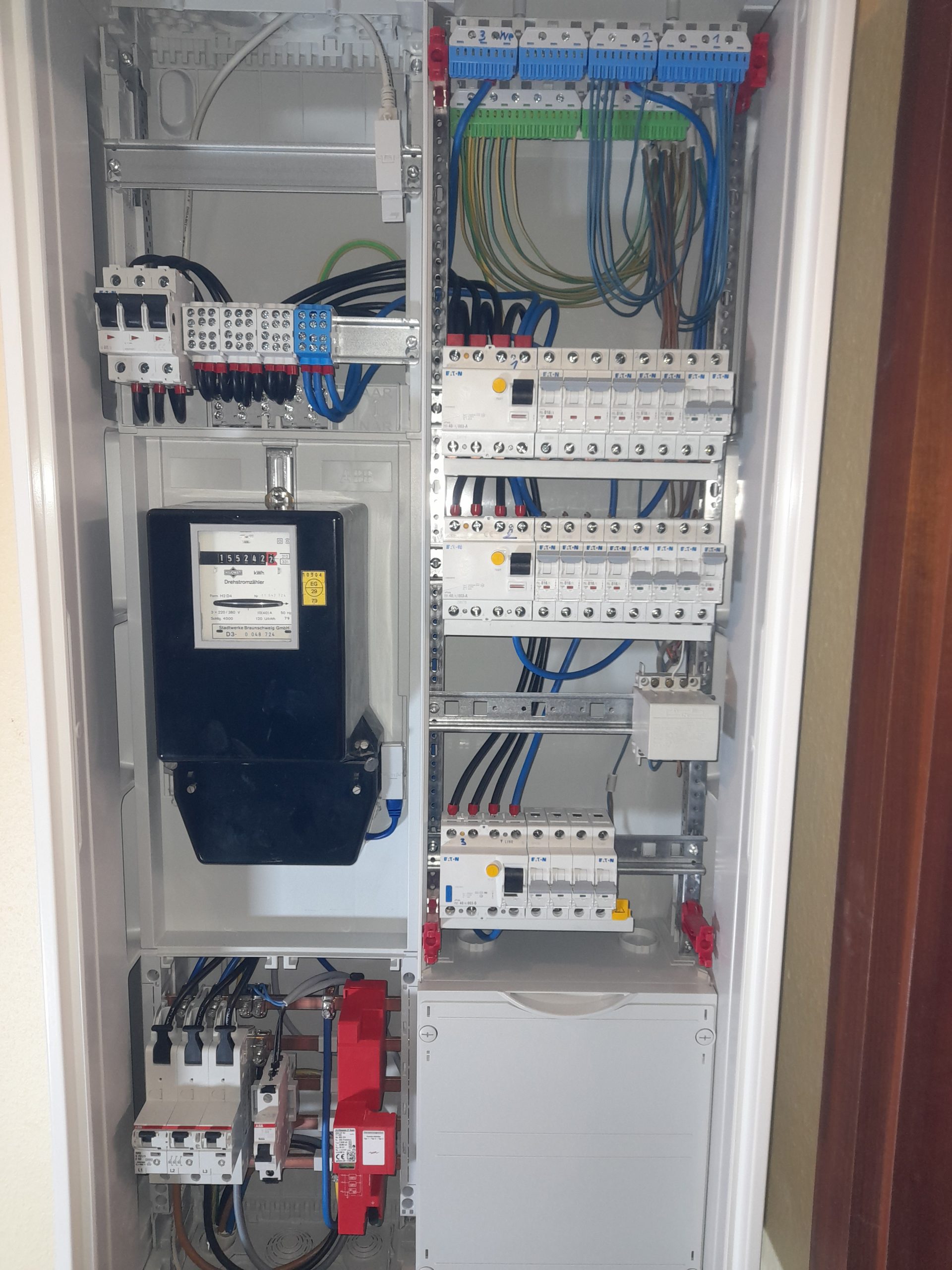 Elektroinstallation und moderne Gebäudetechnik